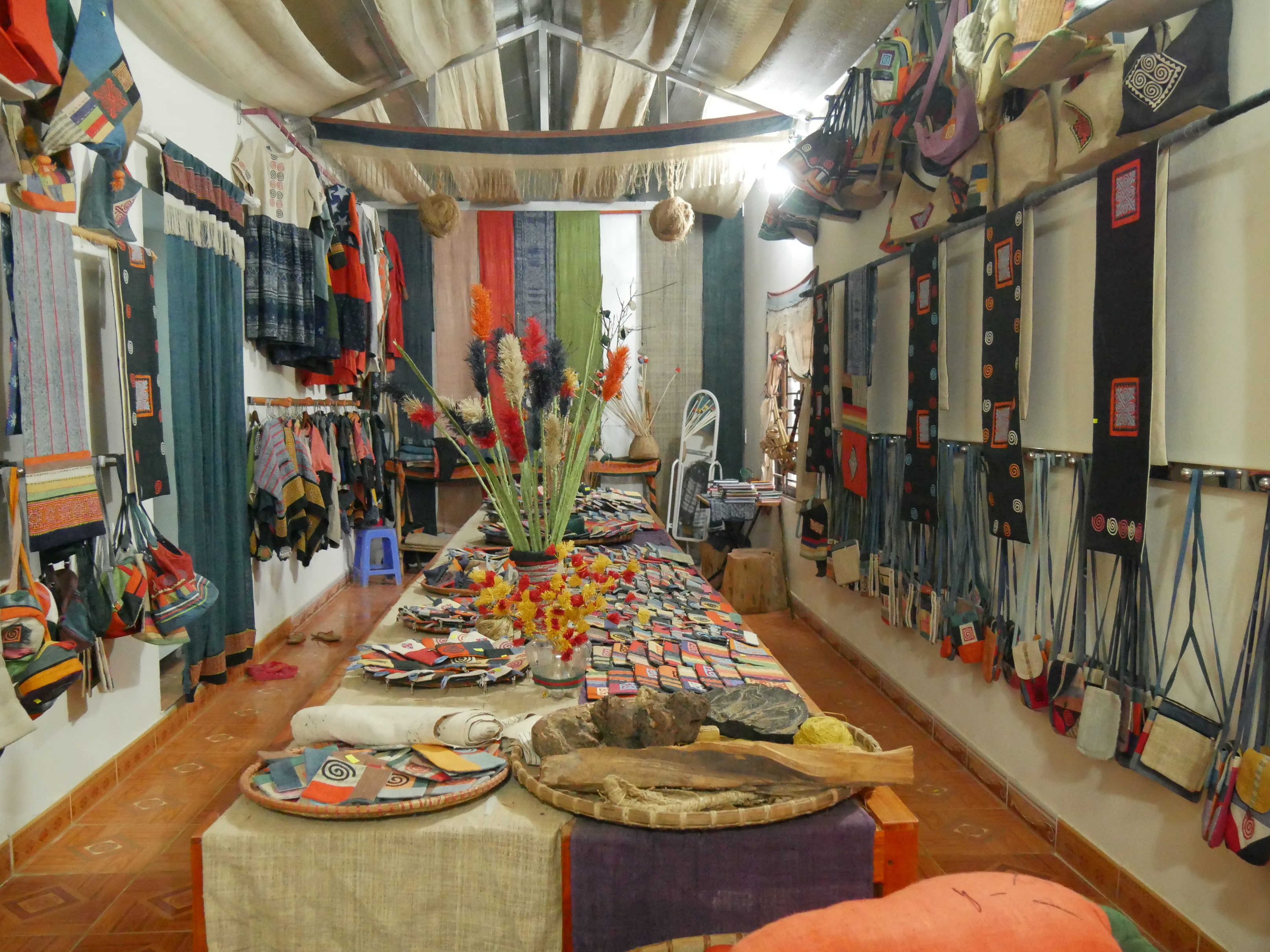 Nghề dệt vải lanh ở xã Lùng Tám